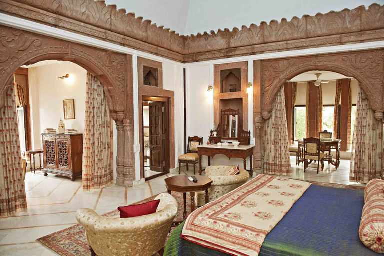 Bedroom 2, WelcomHeritage Bal Samand Lake Palace, Jodhpur