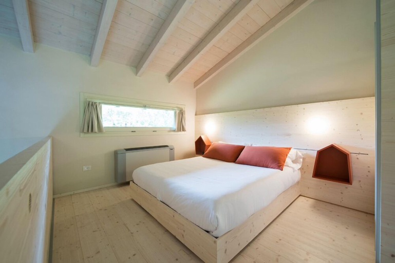 Bedroom 3, Quader, Brescia