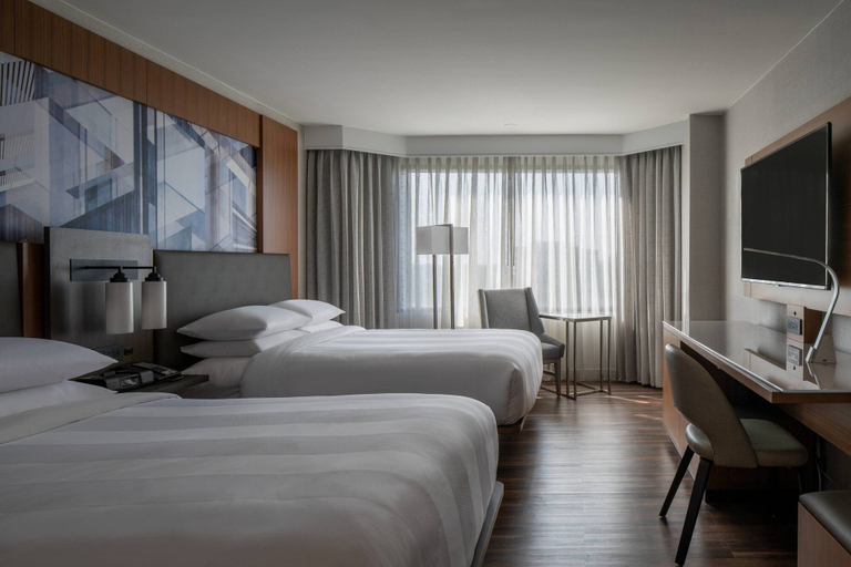 Bedroom 3, Tysons Corner Marriott, Fairfax
