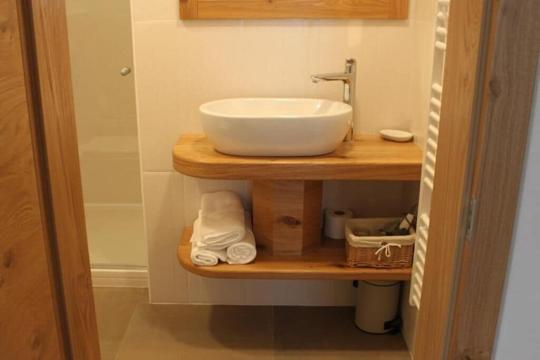Bathroom 2, Bed & Breakfast Dvorec, Žalec