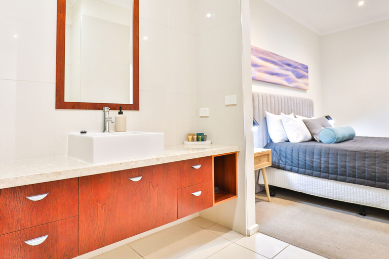 Bathroom 5, Indulge Apartments Langtree, Mildura - Pt A