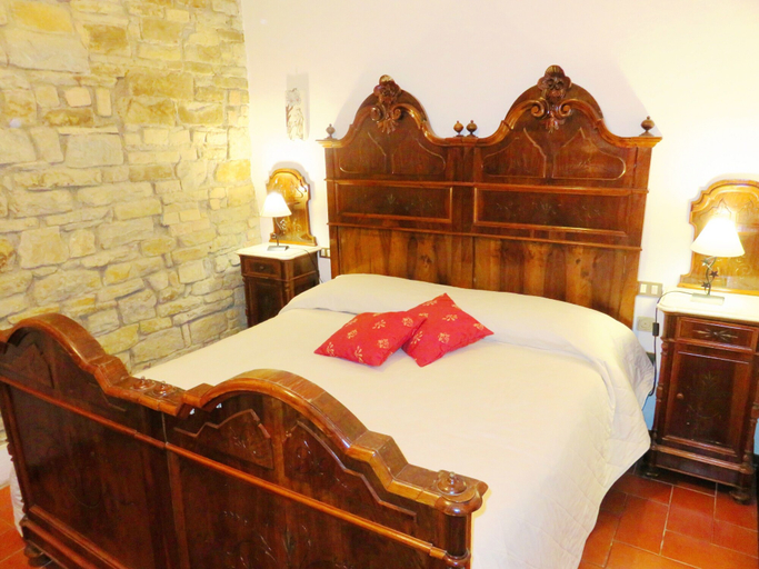 Bedroom 2, Castello Cortevecchio, Perugia