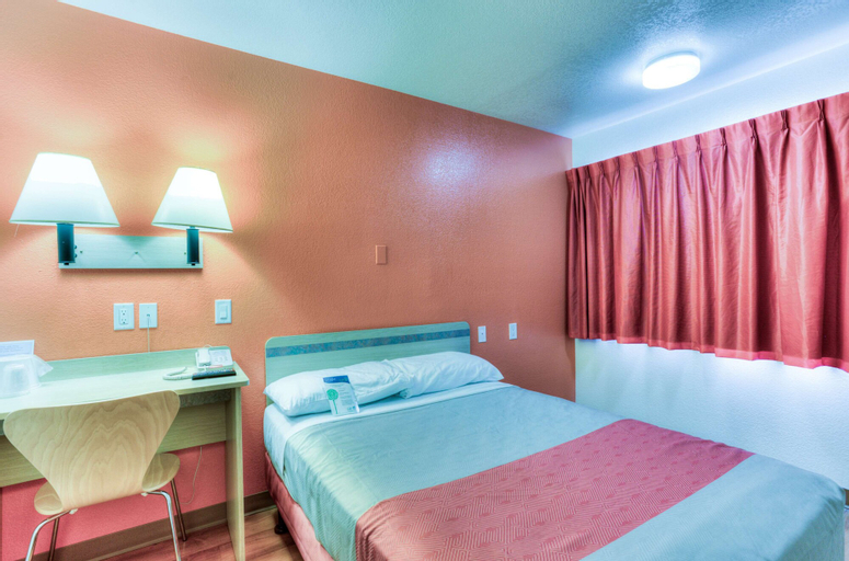 Bedroom 10