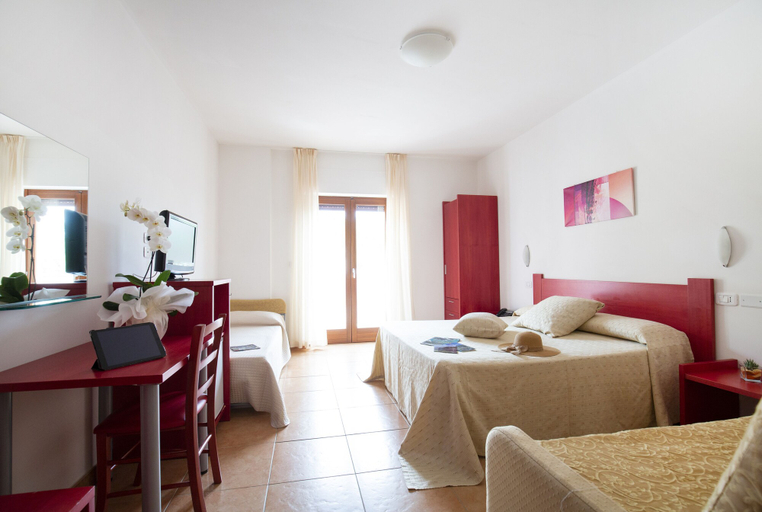 Bedroom 3, Hotel delle More, Foggia