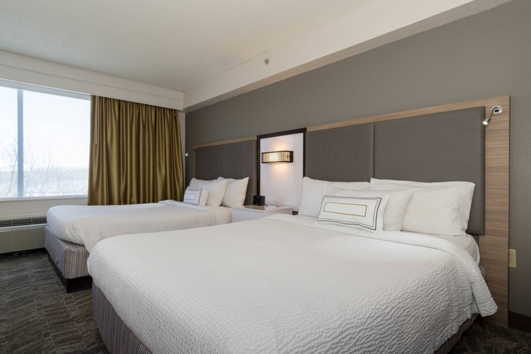 Bedroom 2, SpringHill Suites by Marriott Charlotte Concord Mills Spdwy, Cabarrus