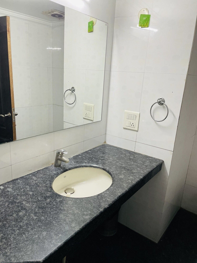 Bathroom 3, Hotel R S Residency, Amritsar