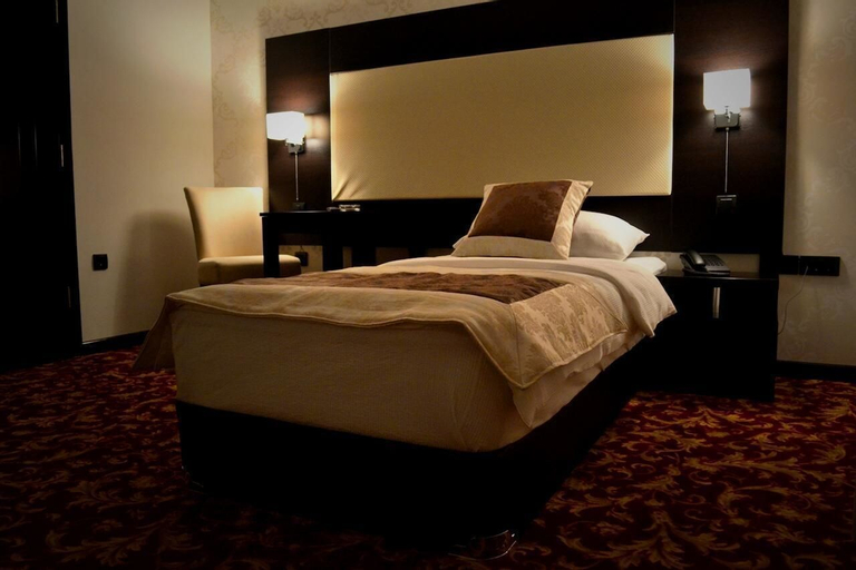 Bedroom 14