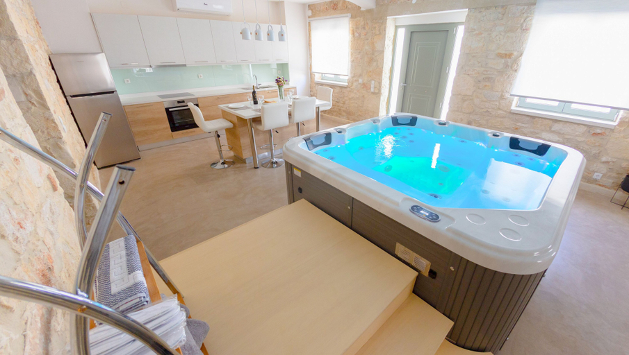 Bathroom 5, Villa Nuelle, Crete