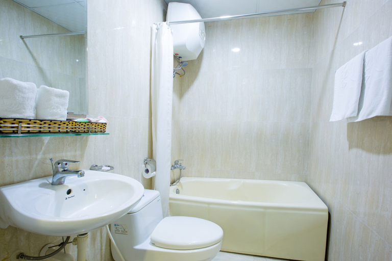 Bathroom 2, Sunflower Nha Trang, Nha Trang