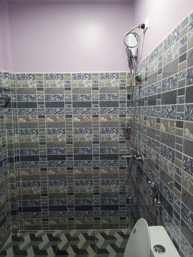 Bathroom 3, Stella'z Guesthouse, San Juan