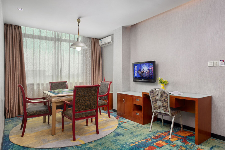 Room 8
