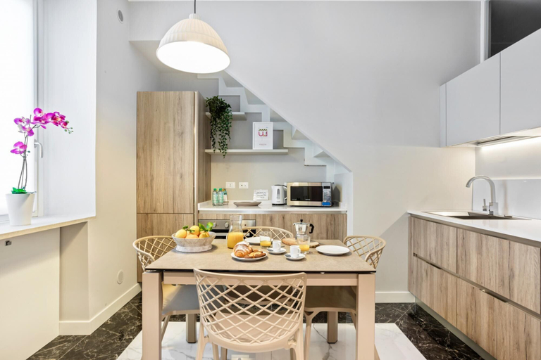 Others 2, Riva Apartment With Balcony, Syracuse