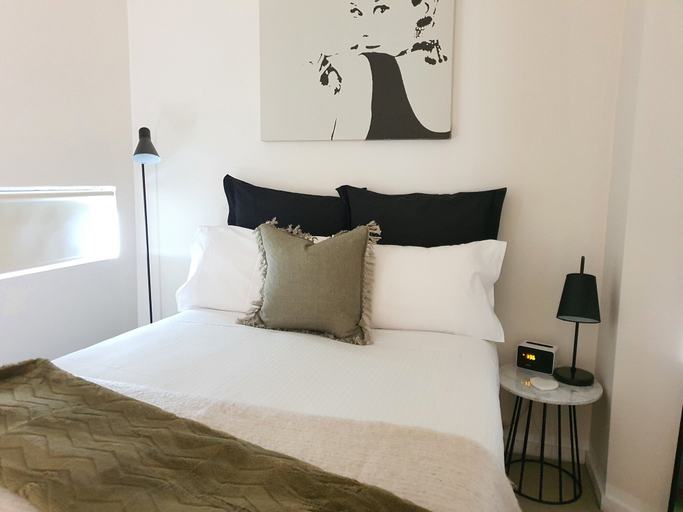 Bedroom 3, Harbour Escape Apartments, Melbourne