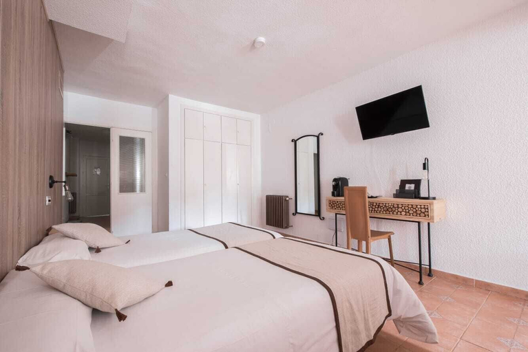 Bedroom 4, Mont Blanc, Granada