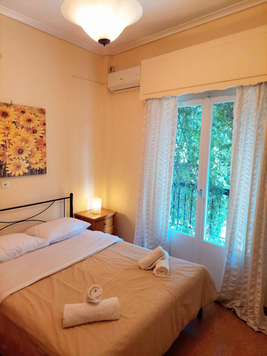 Room 4, Cozy apartment in Acropolis, Attica