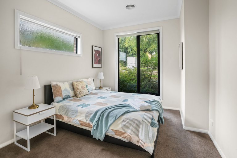 Bedroom 2, Comfort House near Box Hill, Melbourne