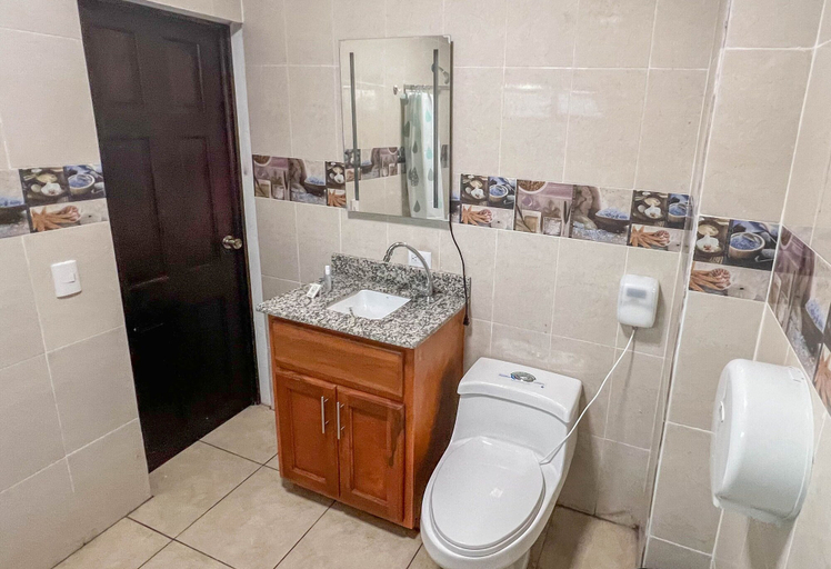 Bathroom 3, Hotel Majahual Resort, La Libertad
