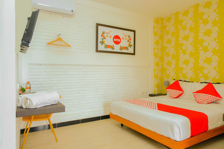 Bedroom 3, OYO 354 32 Guest House, Malang