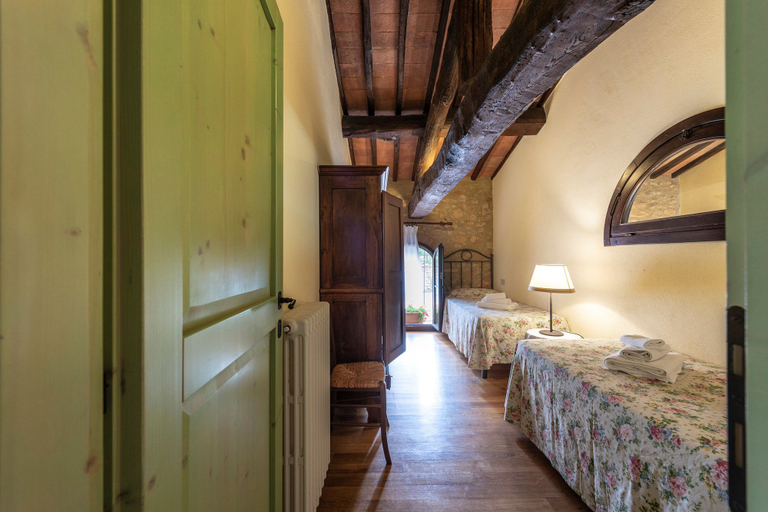Others 5, Le Mascie Country House, Siena