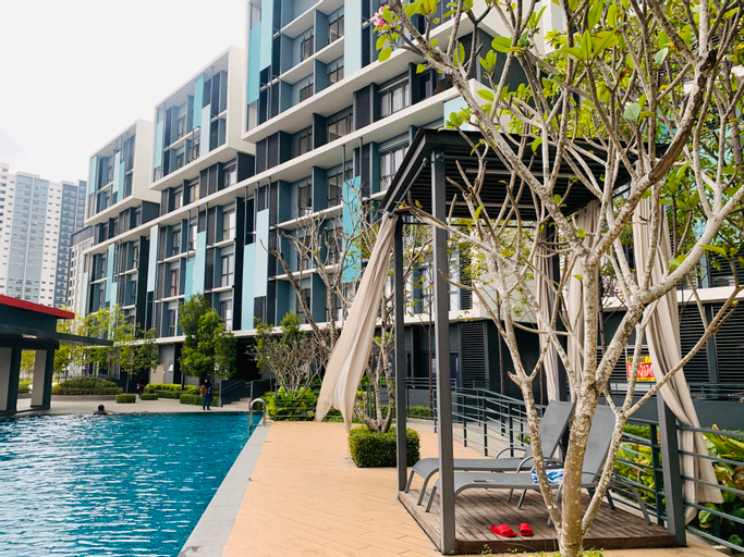 Exterior & Views 2, CoreSoho Suite by BKAstaycation KotaWarisan Sepang KLIA Airport Transit Free Wifi Free Netflix, Sepang