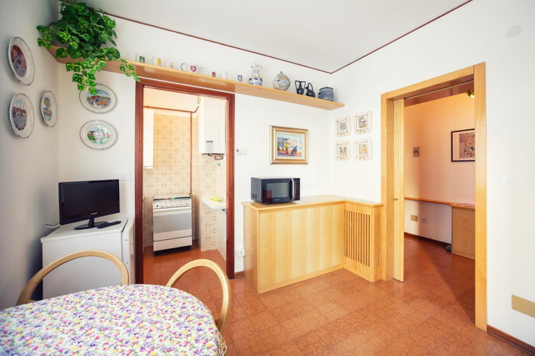 Others 5, A due Passi dal Mare by Wonderful Italy, Imperia