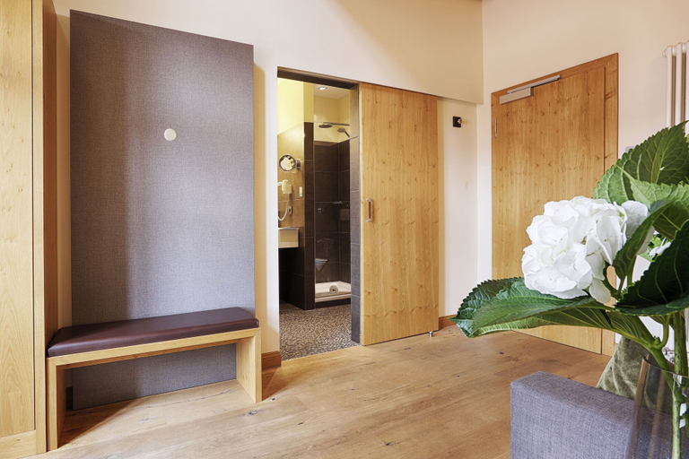 Bedroom 4, Hotel Wiener Botschaft, Würzburg