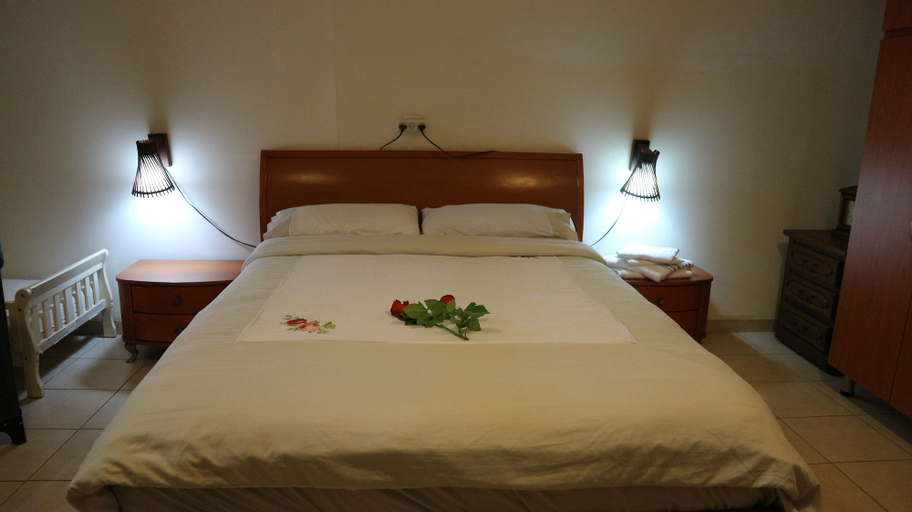 Bedroom 3, Santa Maria Guest House