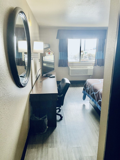 Others 5, Super 8 by Wyndham Corbin/London KY, Knox