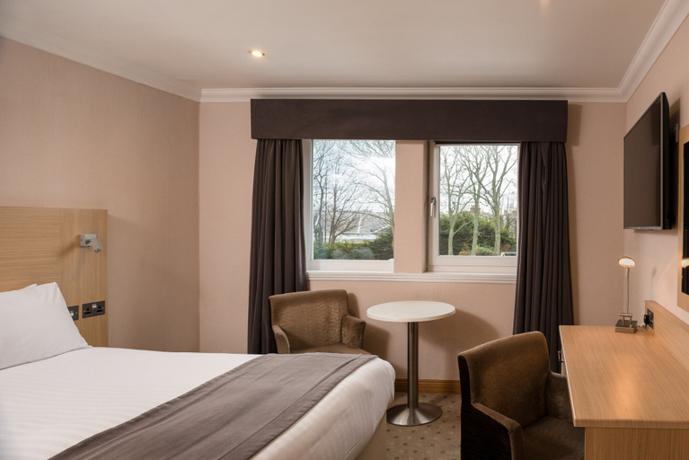 Bedroom 3, Carlton Hotel, South Ayrshire