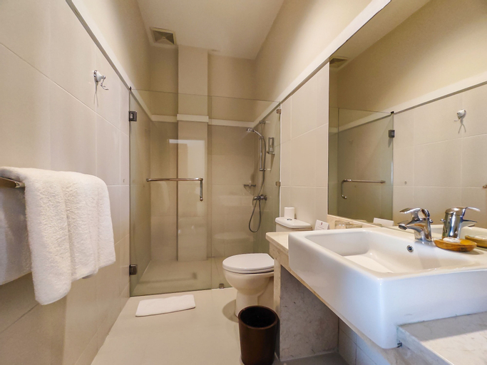 Bathroom 5