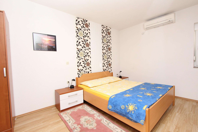 Bedroom 2, Apartments Sena, Rovinj