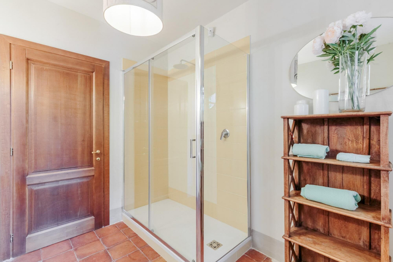 Bathroom 5, Villa Drago in Orentano, Pisa