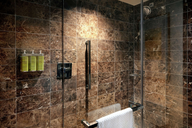 Bathroom 5, Hilton McLean Tysons Corner, Fairfax