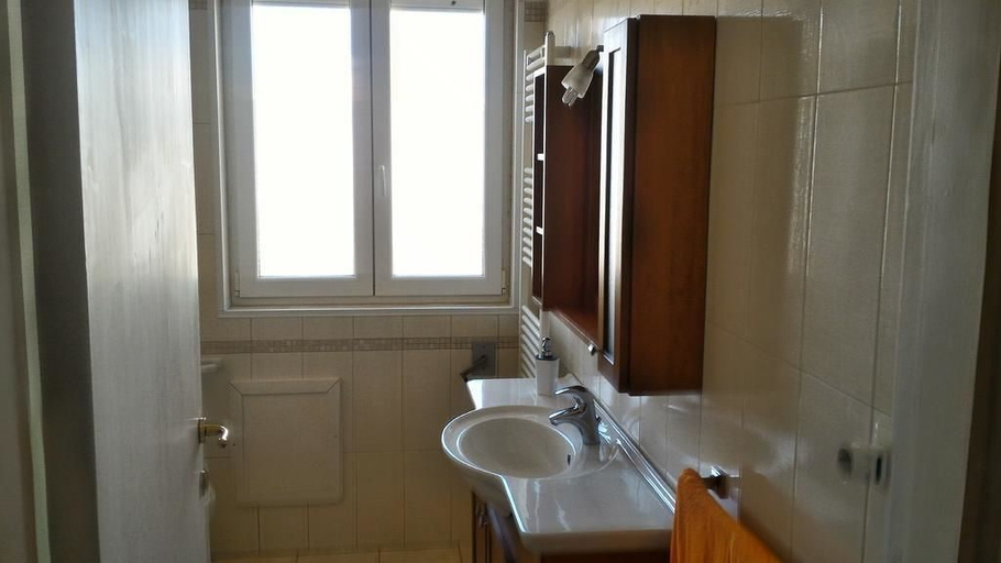 Bathroom 5, B&B Gelsimori, Lecce