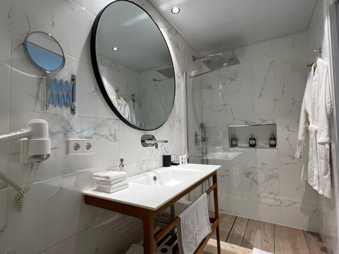 Bathroom 4, Apartamentos Turísticos La Plaza, Cádiz