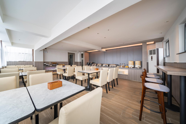Food & Drinks 4, Hanting Hotel Shanghai Anting Xinyuan Road, Shanghai
