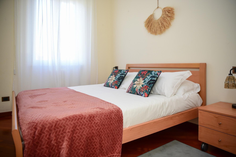 Bedroom 5, Casa Ester by Wonderful Italy, Como