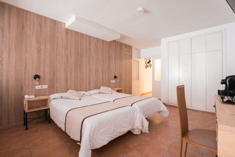 Bedroom 4, Mont Blanc, Granada