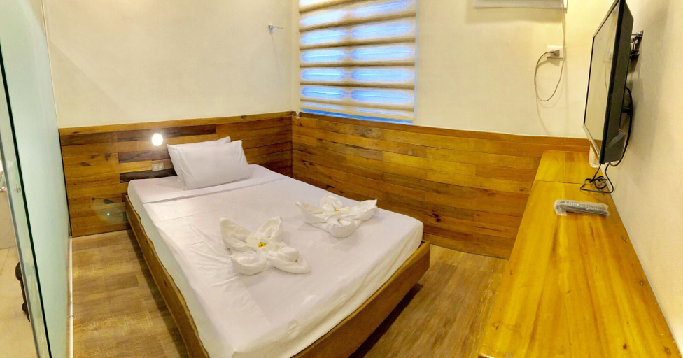 Bedroom 5, Two Seasons Executive Suites, Zamboanga City