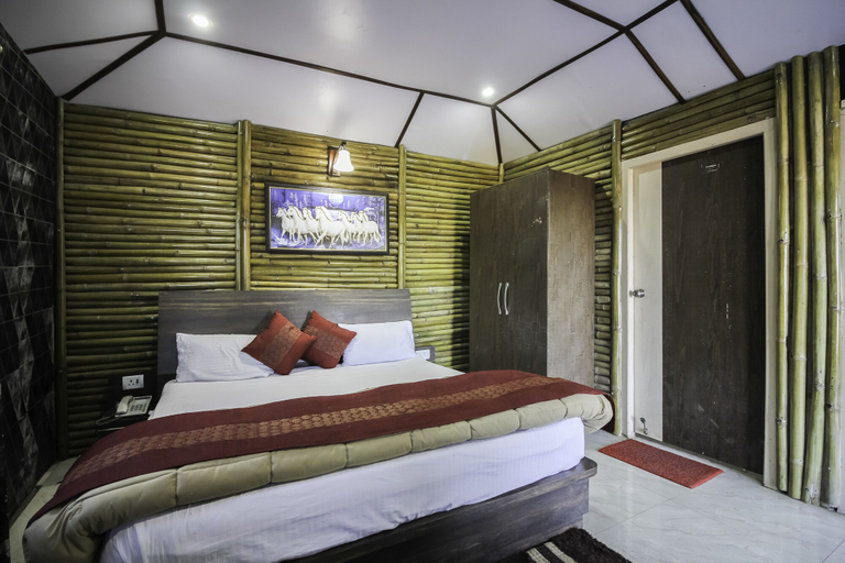 Bedroom 3, Glamwood Resort, Tehri Garhwal