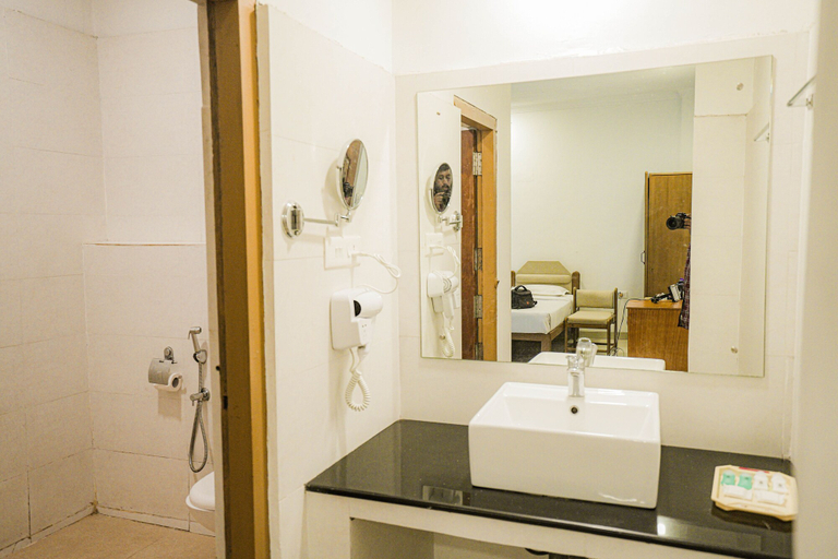 Bathroom 4, Casino Hotels Ltd., Thrissur