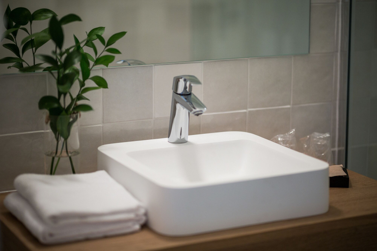 Bathroom 4, Best Western Le Bois De La Marche, Vienne