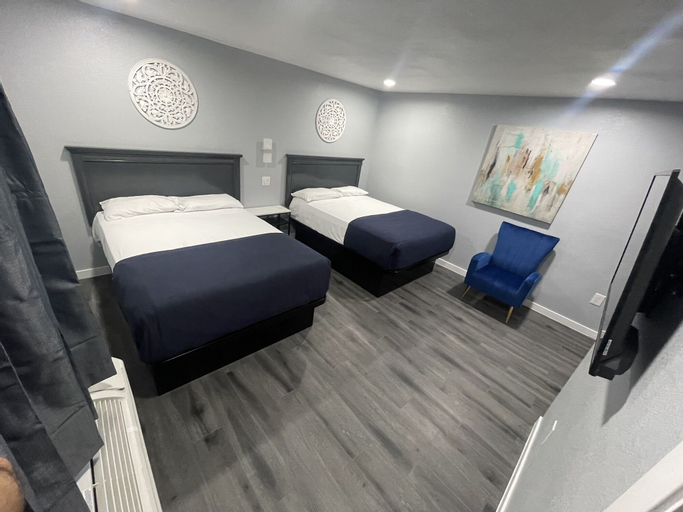Bedroom 8