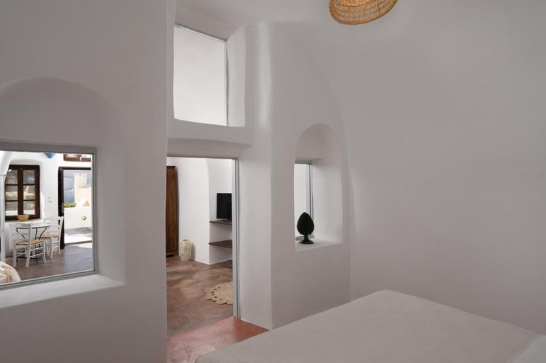 Bedroom 3, Madame Kalitsi-irini Apartment, South Aegean