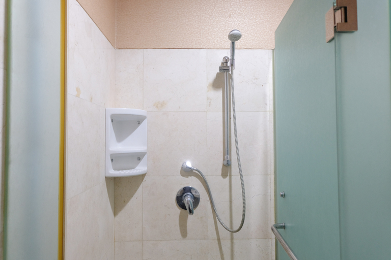 Bedroom 2, Spacious and Modern 2BR at Apartment Dago Butik By Travelio, Bandung