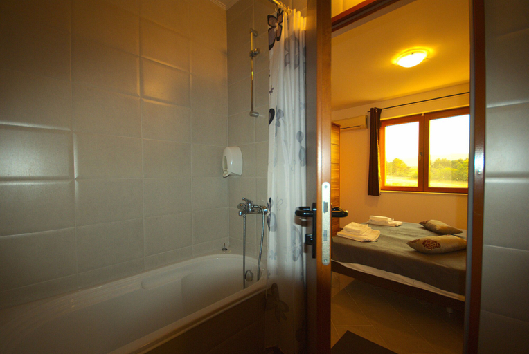 Bathroom 3, Seagarden Villa Resort, Tsarevo