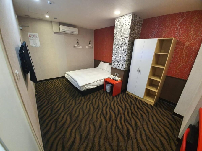 Bedroom 5, Funny Ximen Hotel, Taipei City