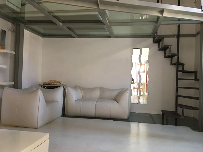 Others 5, Suite Palazzo Guerrieri da Fermo, Mantua