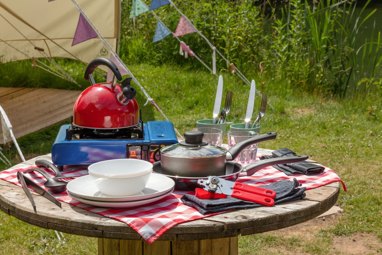 Food & Drinks 4, Lloyds Meadow Glamping Delamere Chester, Cheshire West and Chester