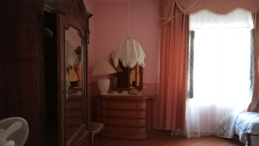 Bedroom 4, La Dimora Dei 5 Sensi, Salerno
